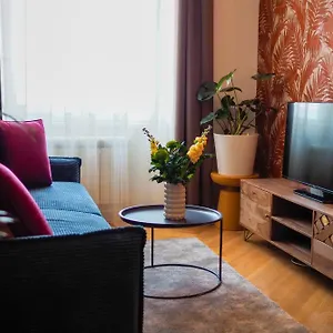Rasinovo Nabrezi - Riverside Hotel apartamentowy