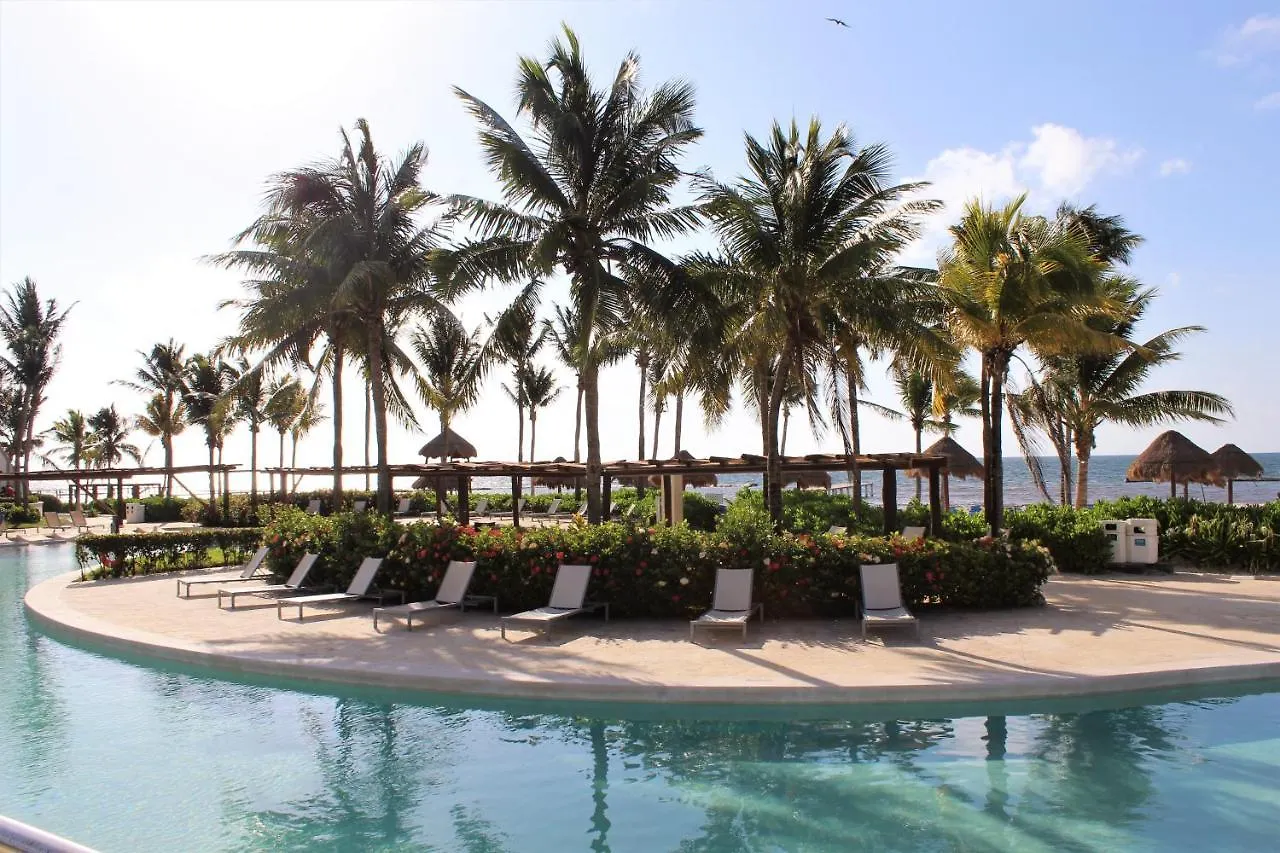 Bluebay Grand Esmeralda El Marlyn Azul Resort