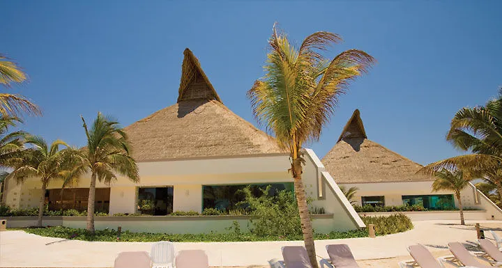 Bluebay Grand Esmeralda El Marlyn Azul 5*,