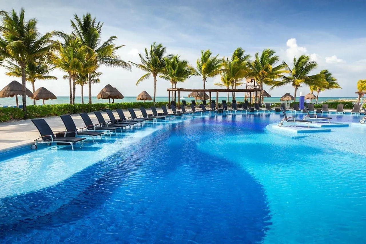 Resort Bluebay Grand Esmeralda El Marlyn Azul