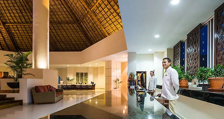 Bluebay Grand Esmeralda El Marlyn Azul Resort