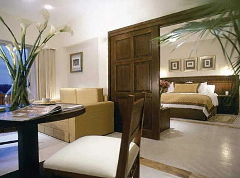 Bluebay Grand Esmeralda El Marlyn Azul 5*,