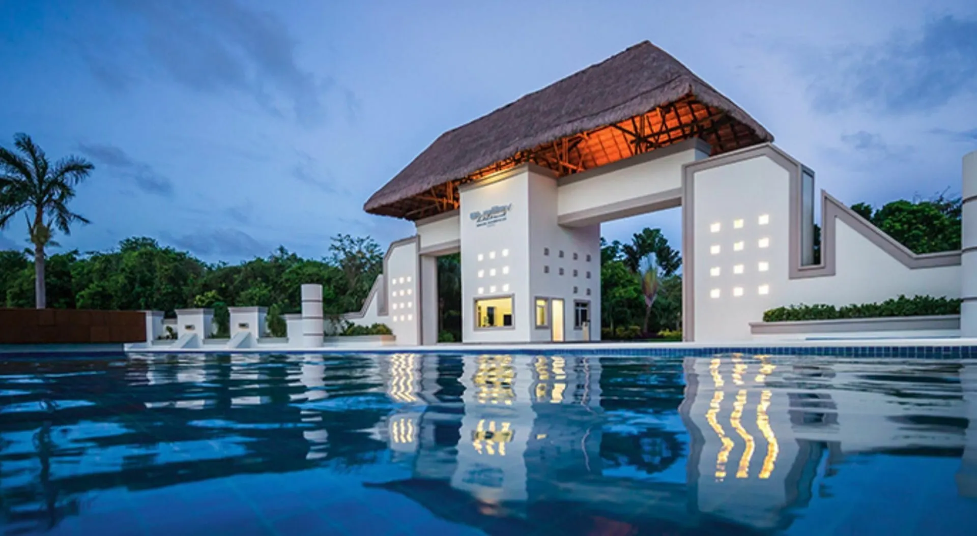 Bluebay Grand Esmeralda El Marlyn Azul