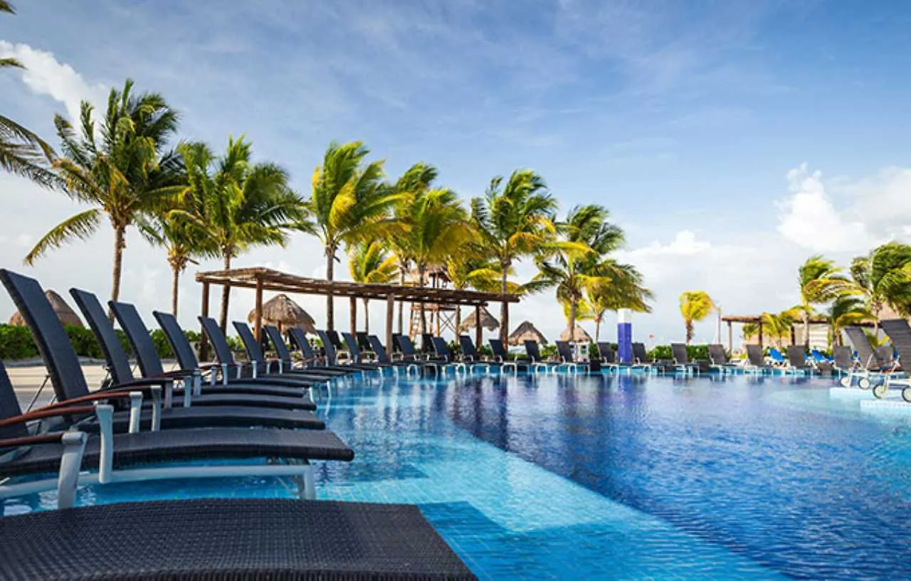 Bluebay Grand Esmeralda El Marlyn Azul 5*,  Mexico