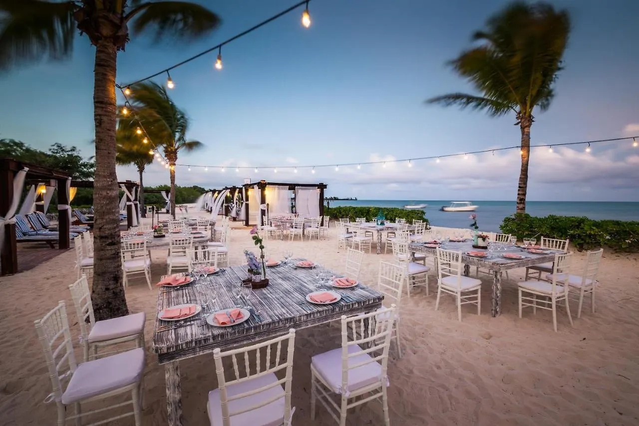 Bluebay Grand Esmeralda El Marlyn Azul Resort